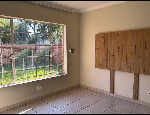 2 BEDROOM SECTIONAL TITLE FOR SALE IN EQUESTRIA